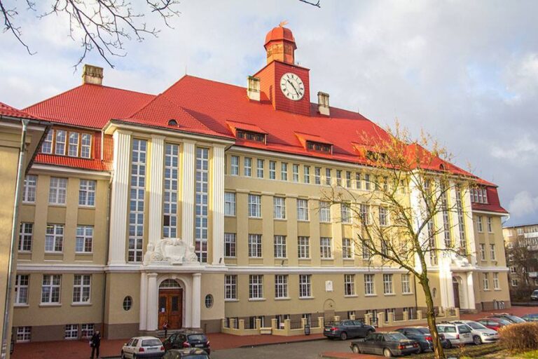 La Universidad Federal de Kaliningrado BFU Immanuel Kant