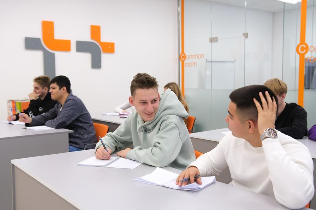 PHOTO-2023-12-05-00-46-08-2